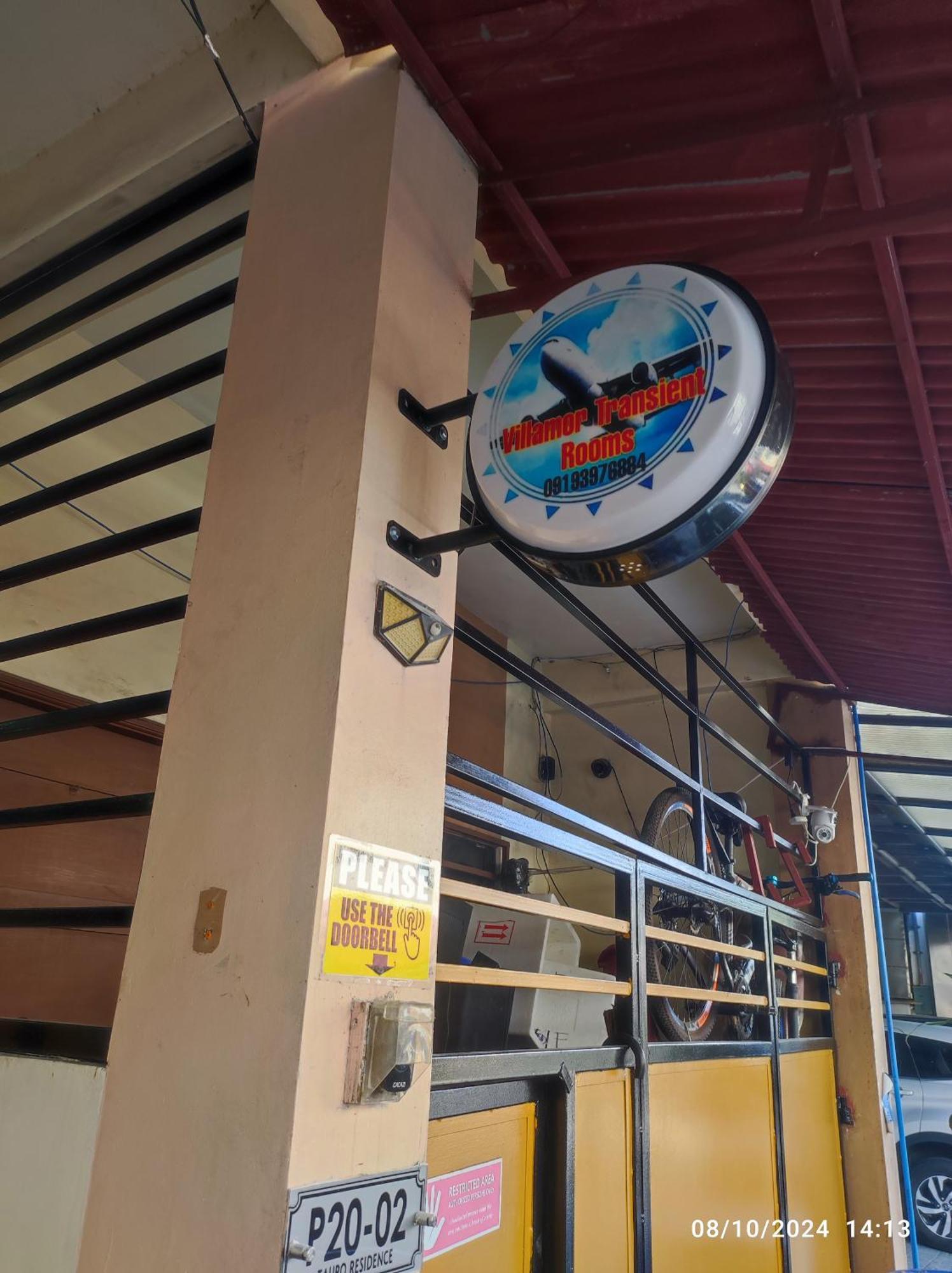 Airport Villamor Transient Rooms Manila Exterior photo